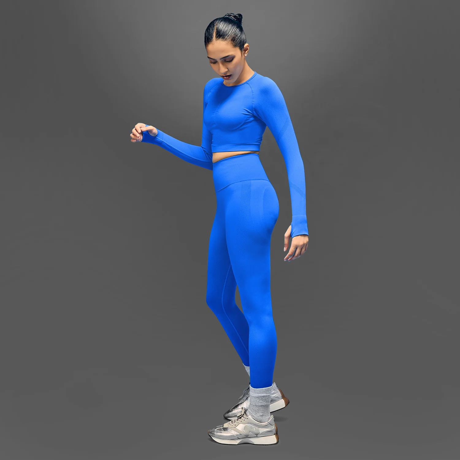Limitless Snatched Ruched back Legging- Royal blue - Image 3