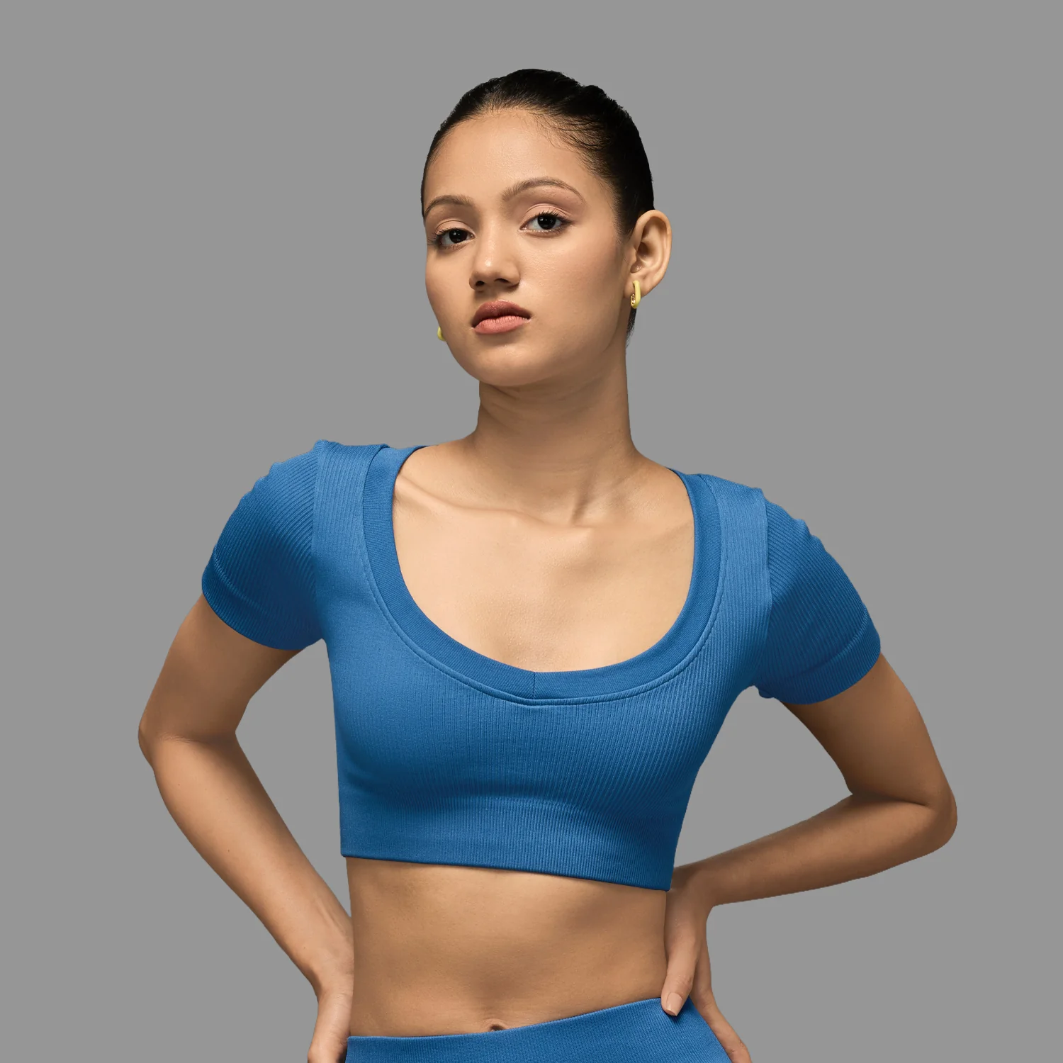 Limitless snatched v neckline Crop Top-  Royal Blue - Image 3